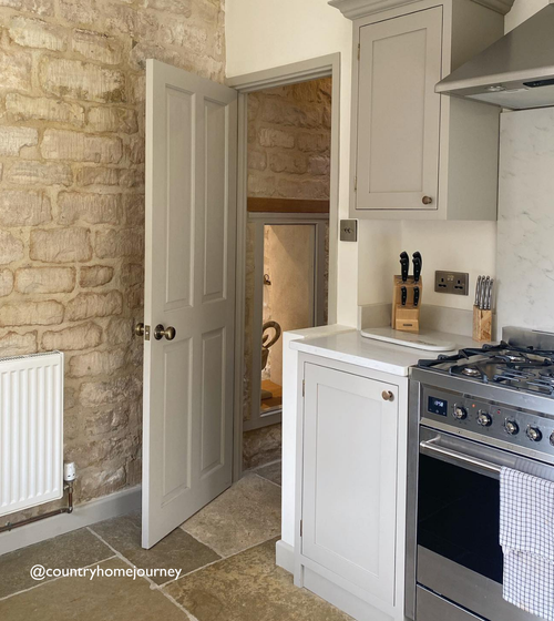 Oak Apple Paint Wall & Ceiling Paint Oak Apple Paint Wall & Ceiling Paint