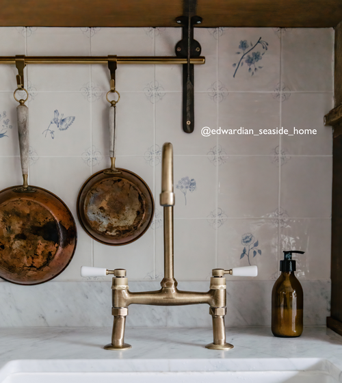 English Delft Tulip Blue Gloss Tile Wall Tiles/Decorative Wall Tiles English Delft Tulip Blue Gloss Tile Wall Tiles/Decorative Wall Tiles English Delft Tulip Blue Gloss Tile Wall Tiles/Decorative Wall Tiles English Delft Tulip Blue Gloss Tile Wall Tiles/Decorative Wall Tiles