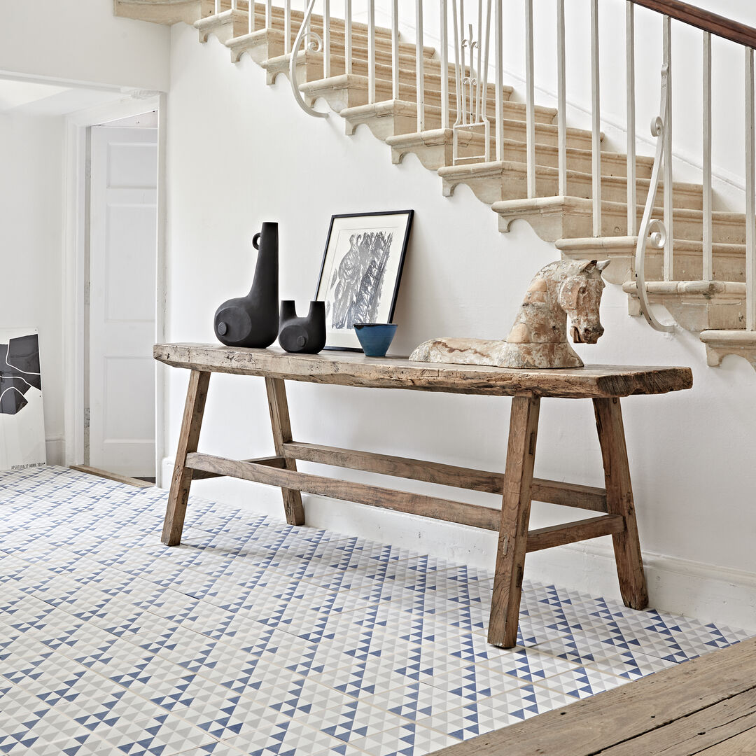 Decorating your hallway