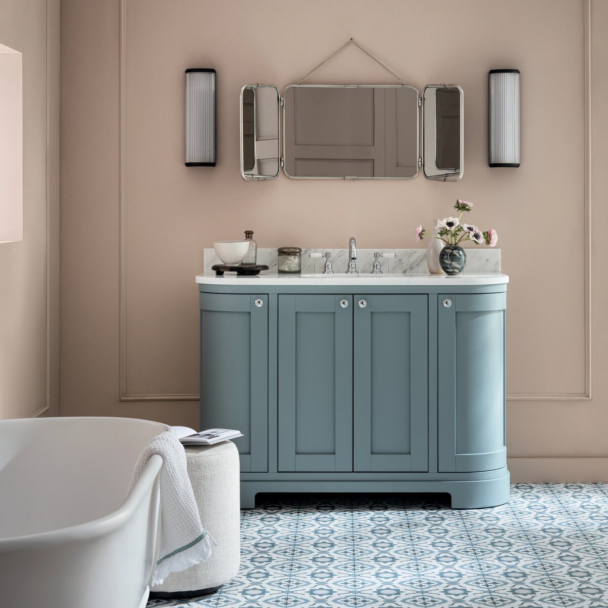 Porcelain vs other flooring materials | Why should you choose a porcelain tile range?