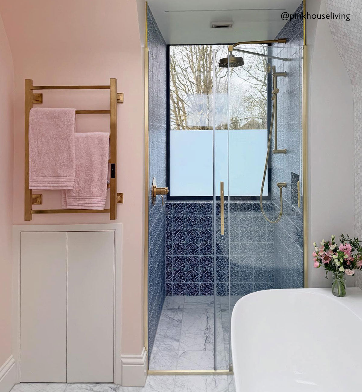 How Do You Lay Bathroom Tiles to Make a Small Bathroom Feel Larger?