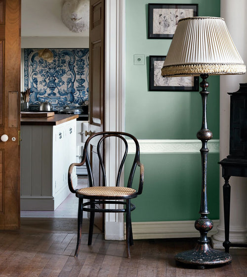 A Dip in the Lake Paint Wall & Ceiling Paint/Green Paint A Dip in the Lake Paint Wall & Ceiling Paint/Green Paint